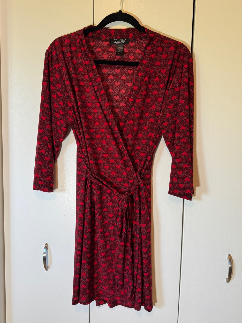 Rene Rofe Red and Black Heart Print Wrap Robe